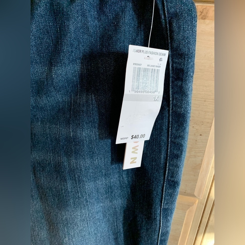 NWT Macys junior plus 1x high rise jogger jeans - Picture 2 of 7